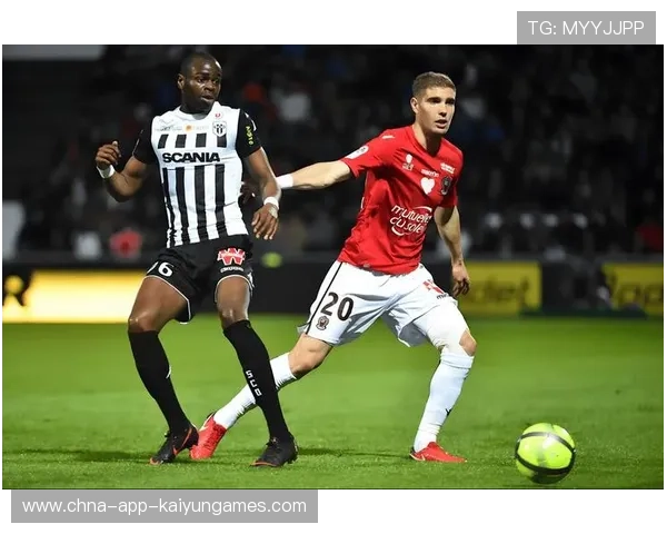 法甲球队逐渐提升国际热身赛表现增强实战经验，足球法国甲级联赛