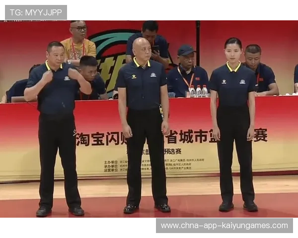 裁判观察：技术裁判团队引入新培训机制提高判罚一致性，裁判人员培训的主要内容包括哪些方面